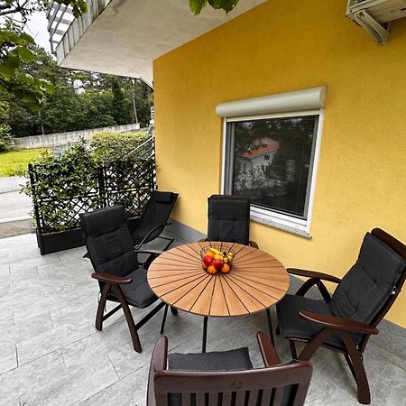 Riad Apartments Zgornje Skofije Buitenkant foto